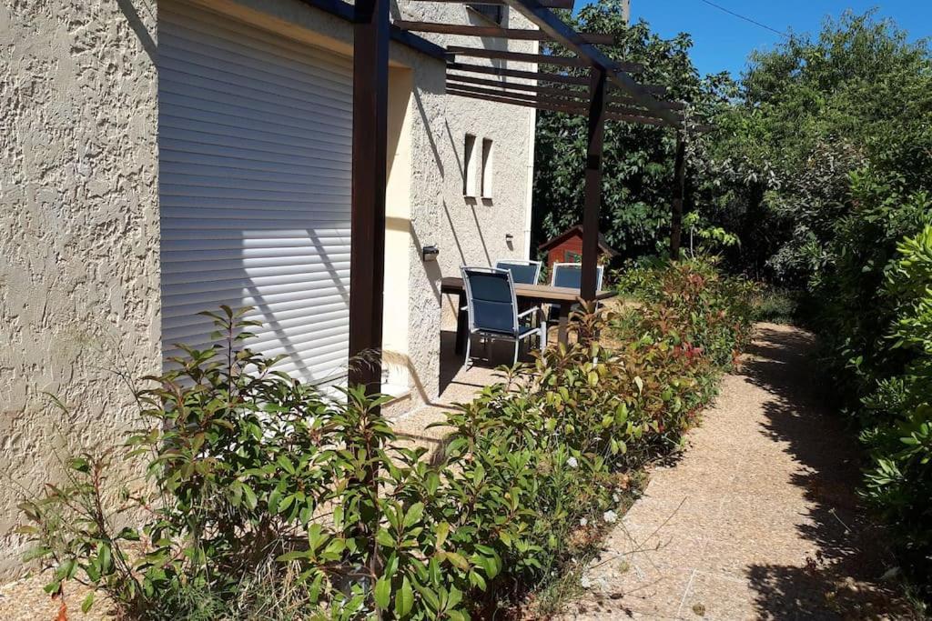 Les Pucines Bis Bas De 29 M2 Luxe Rez De Jardin Climatisation Plein Sud Six-Fours-les-Plages